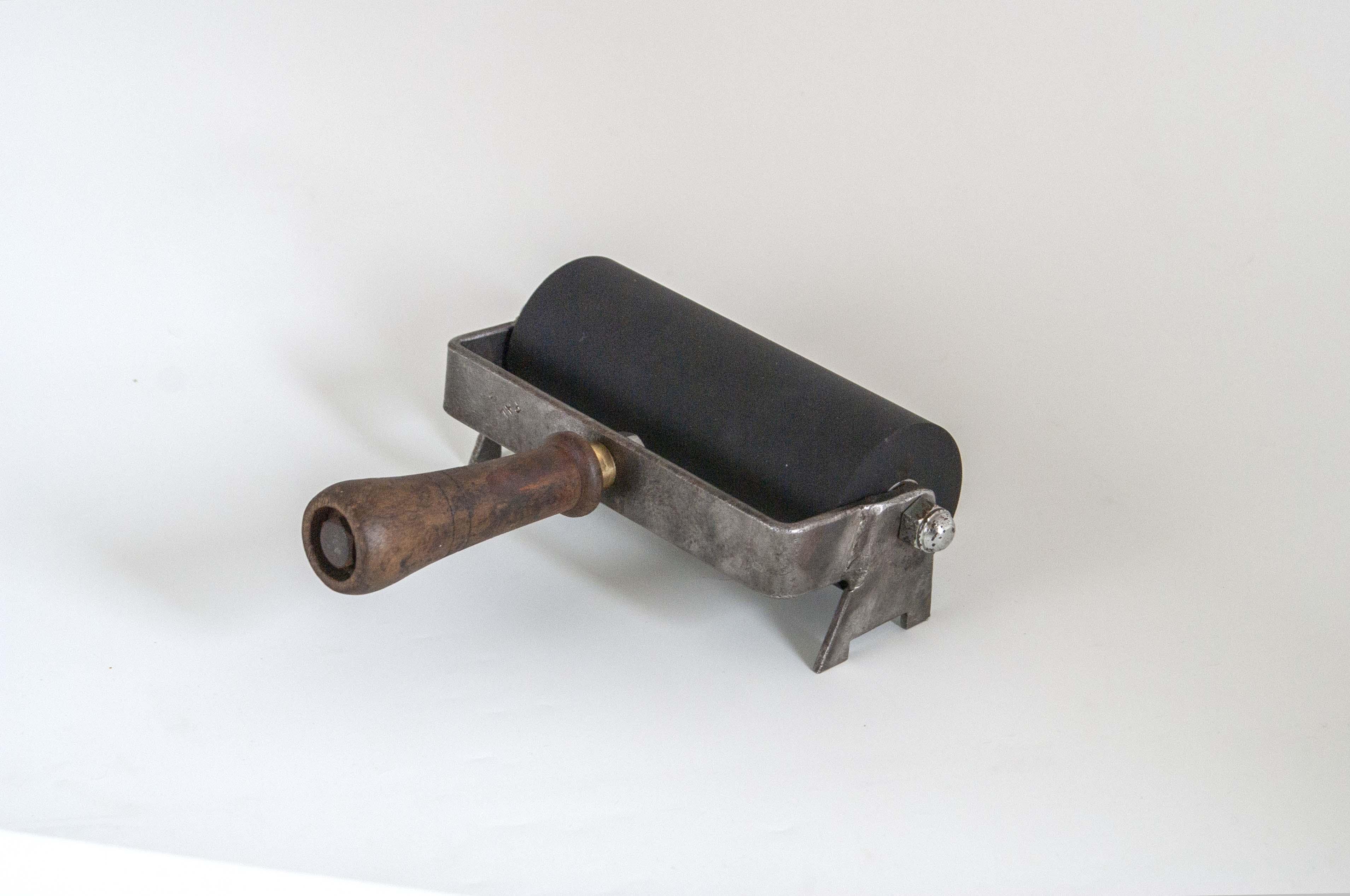 printmaking-services-hand-roller